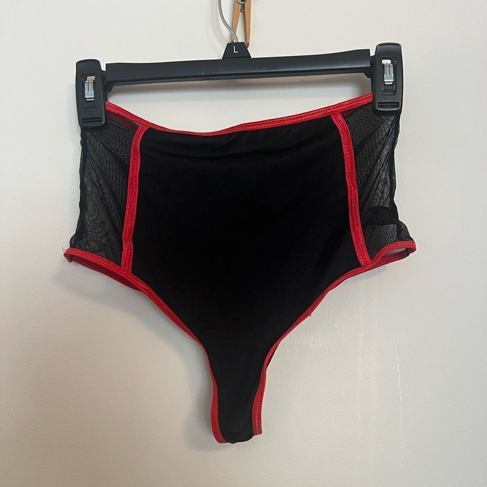 IC COLLECTION Black and Red Mesh Lingerie
